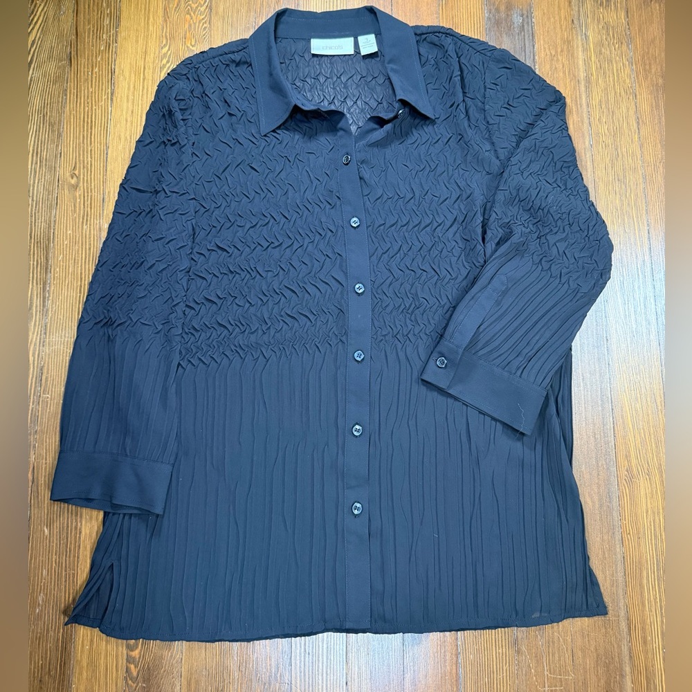 Chico's Sheer Textured Button-down Blouse